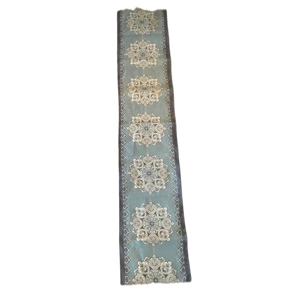 ENVOGUE 100% Cotton Art Nouveau Floral Table Runner.